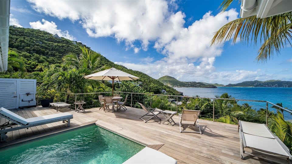 Pool & Terrace