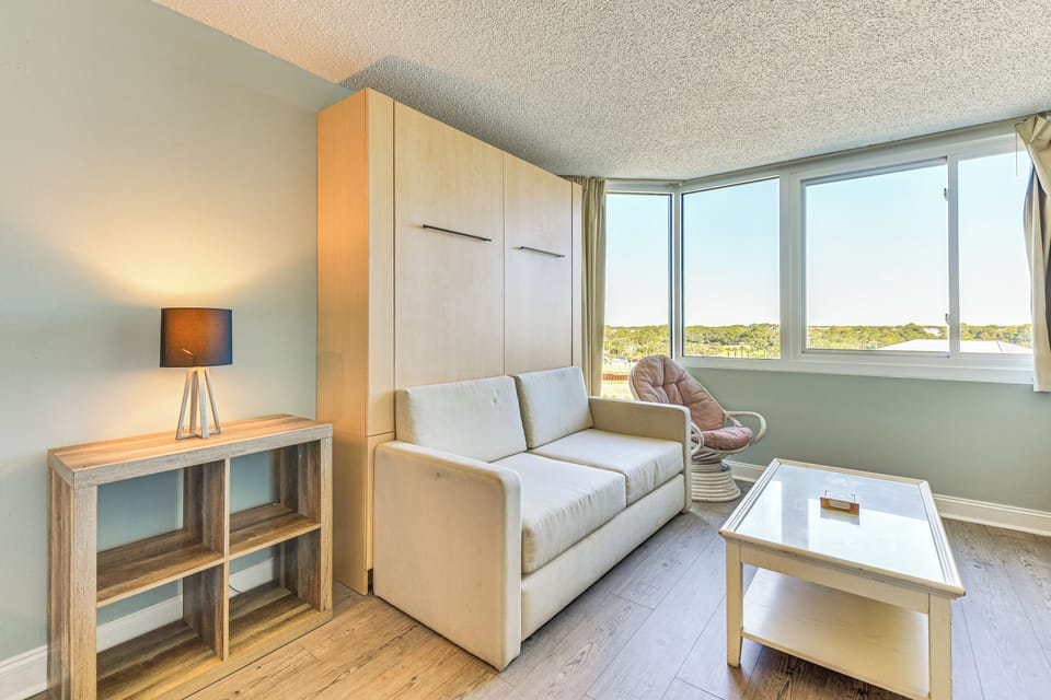 Panama City Beach Vacation Rental | Studio | 1BA | 489 Sq Ft | Step-Free Access