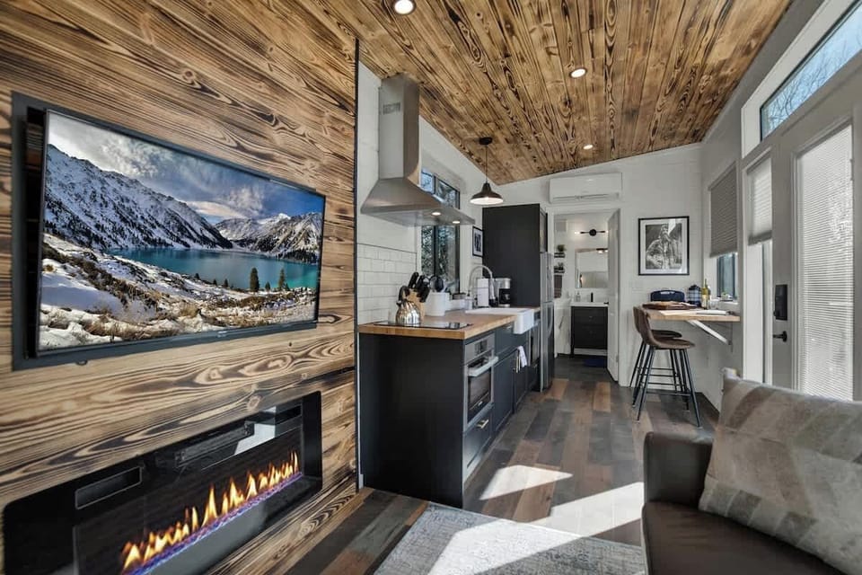 Waylon Indoor Fireplace and Kitchen Area