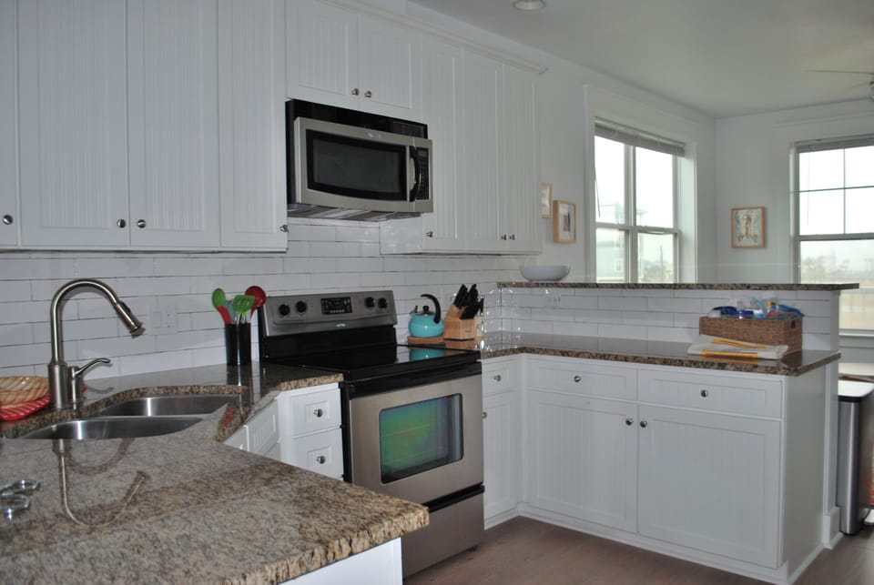 Full size appliances and plenty of counter space.
