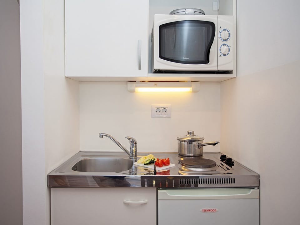 Kitchenette