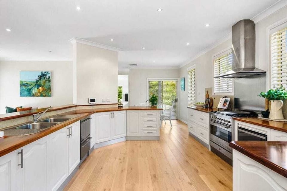 Large Kitchen