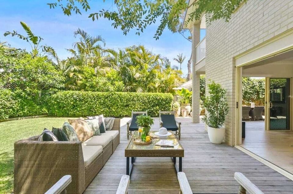 Alfresco Area