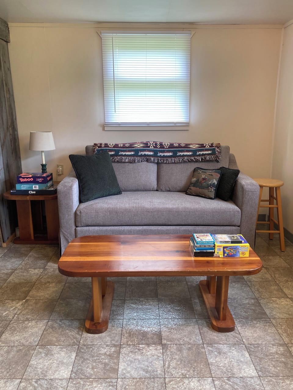 Back room convertible love seat 