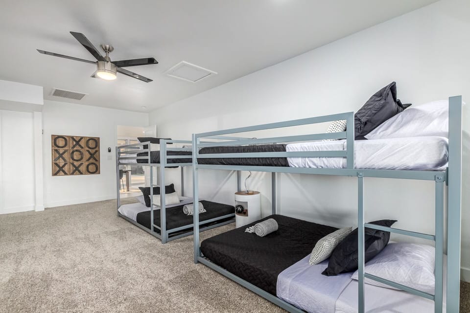 Double/full size bunk beds