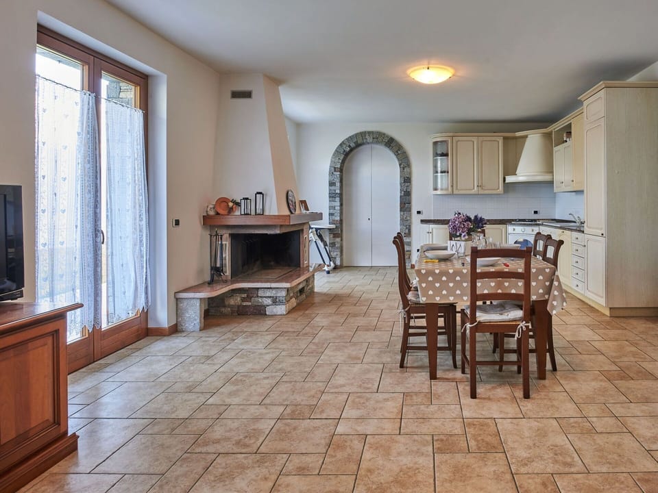 Furniture, Property, Table, Wood, Cabinetry, Interior Design, Window, Houseplant, Building