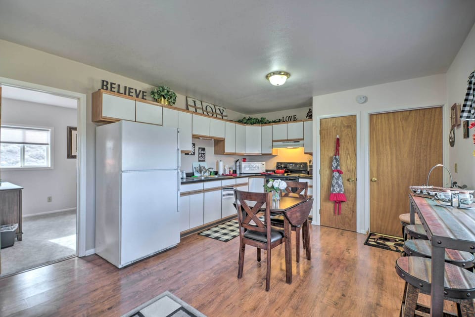 Kitchen | Dining Areas