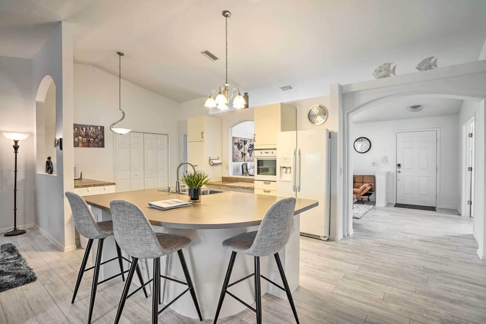 Fully Equipped Kitchen | Coffee Maker