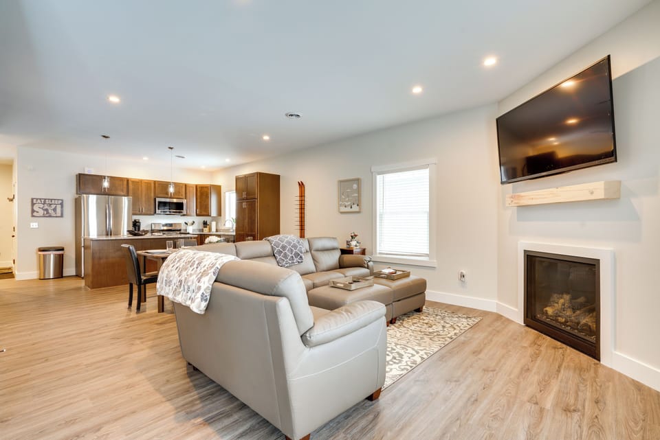 Living Room | Towels & Linens | Newly Built