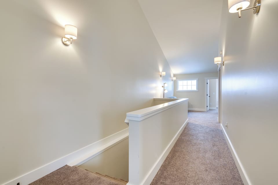 Stairs & 2nd-Floor Landing