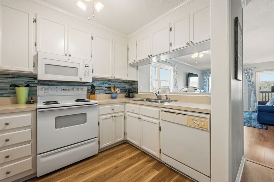 Full Kitchen