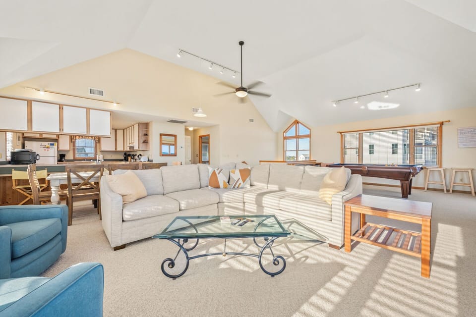 Second Level Living Area