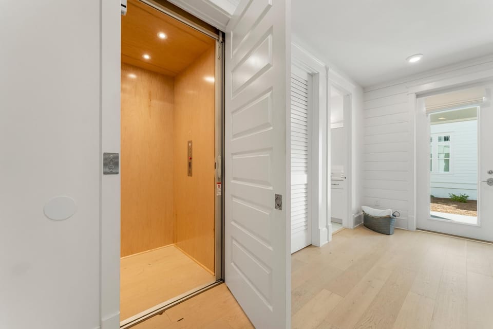 Elevator