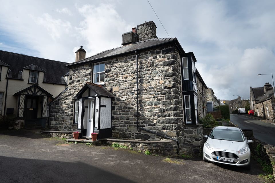 Parking outside for one smallish car