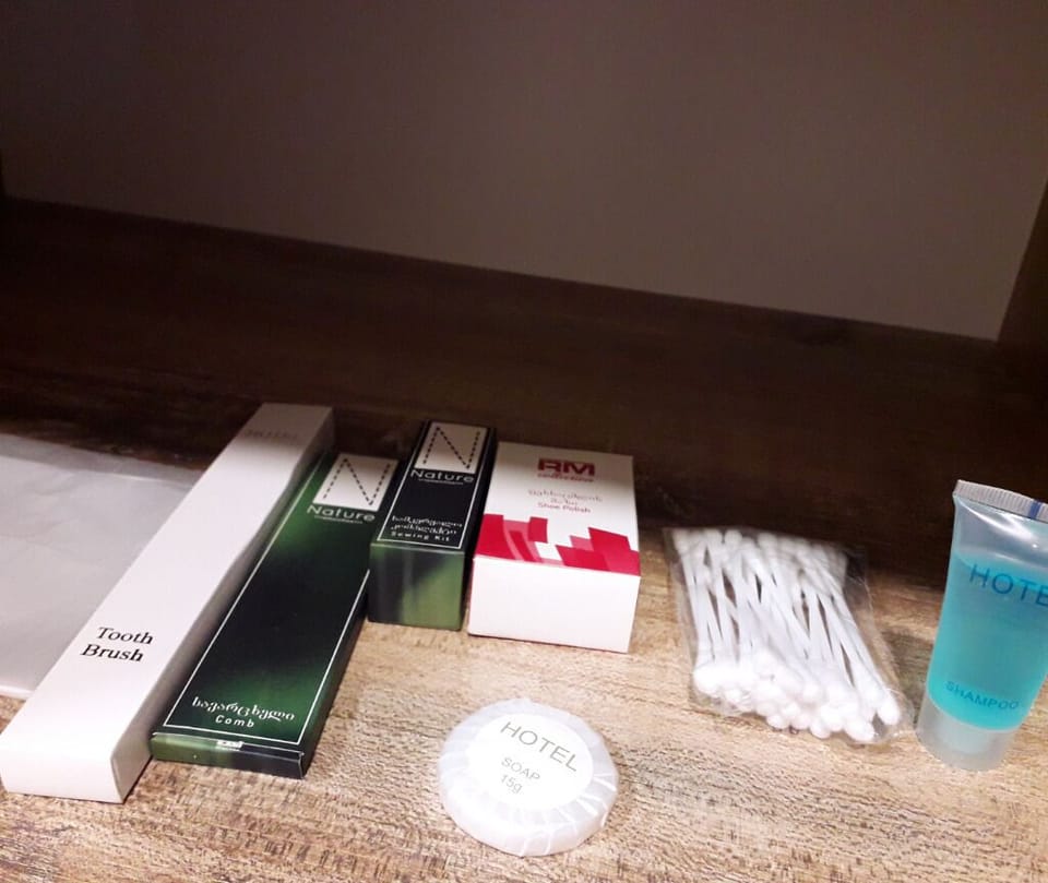 Bathroom amenities