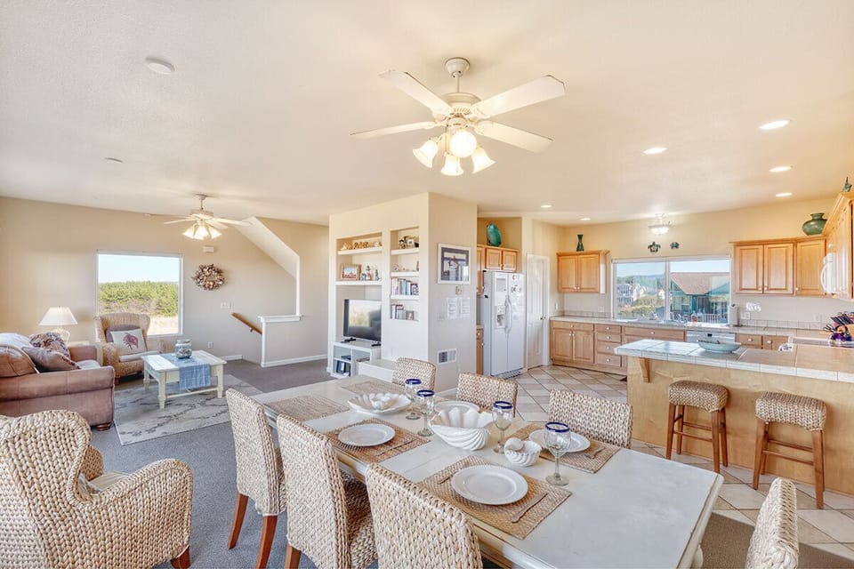Ocean View A Kitchen/Dining Room/Living area on 2nd Floor:  Open Floor plan bringing everyone together.