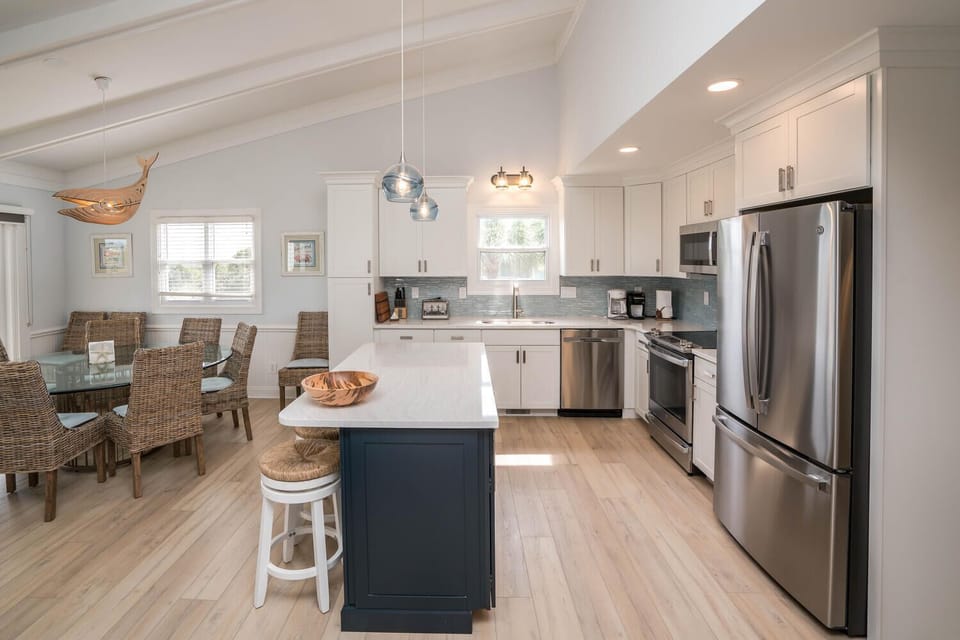Spacious brand new fully stocked kitchen 