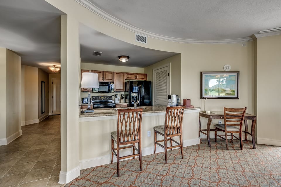 Eat-in bar for 2