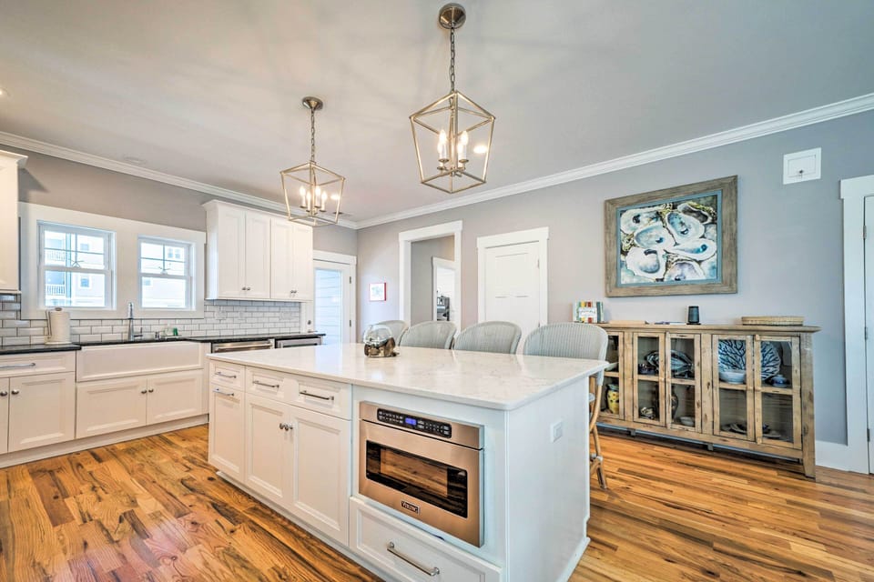 Fully Equipped Kitchen | Ice Maker