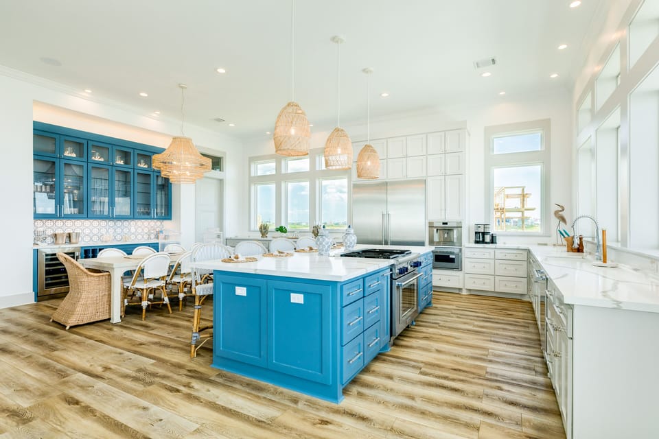 Spacious dining area and kitchen, great for meals with large groups