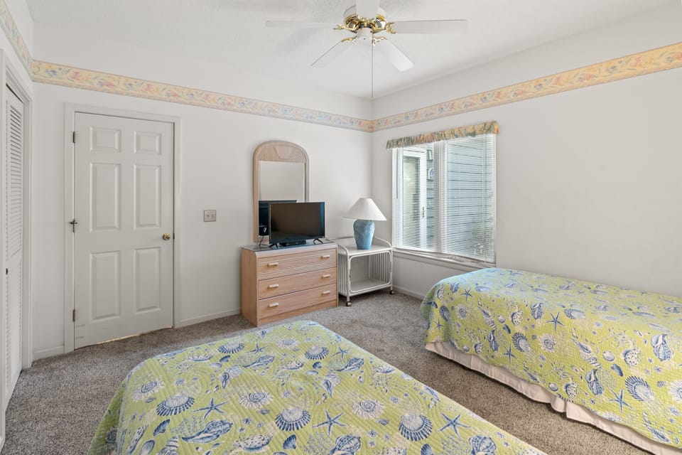 2 Twins in 2nd bedroom