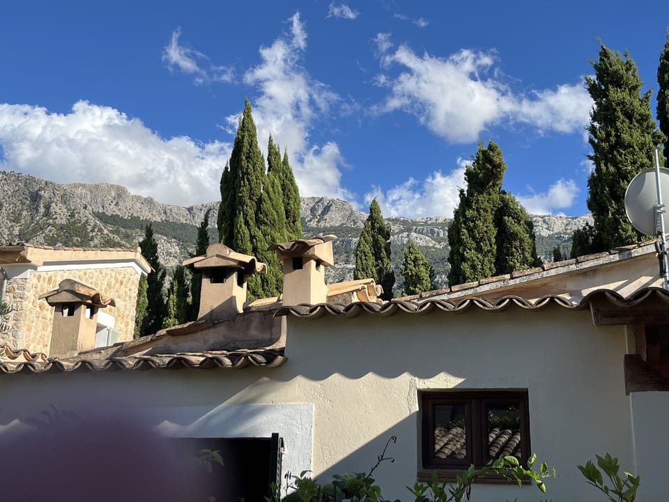 View to the surrounding mountains