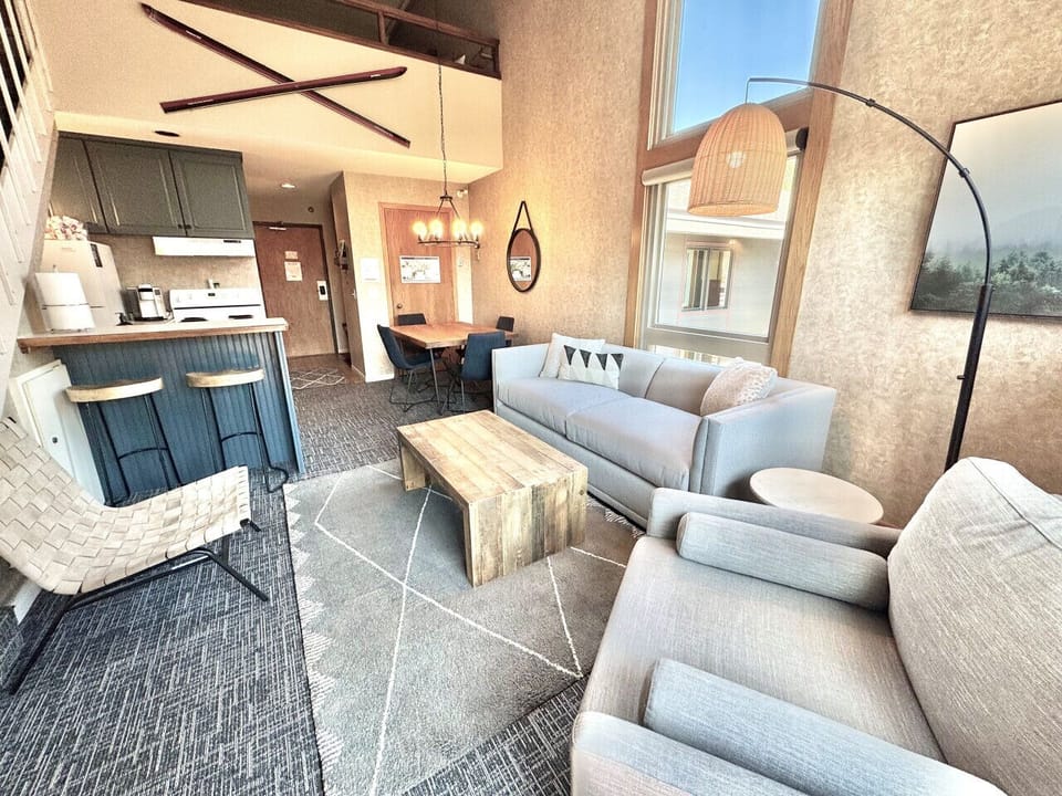 Welcome to the Moose Ridge Chalet - located within the Caribou Highlands Resort