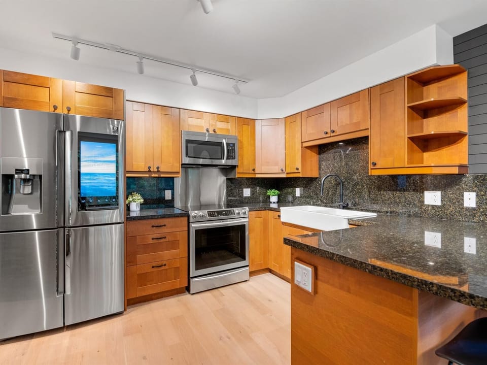 Updated kitchen comes fully stocked with all your cooking equipment