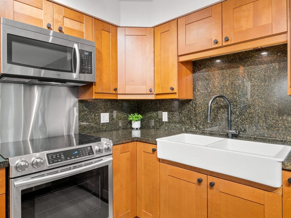 Marble counter top and smart stove top