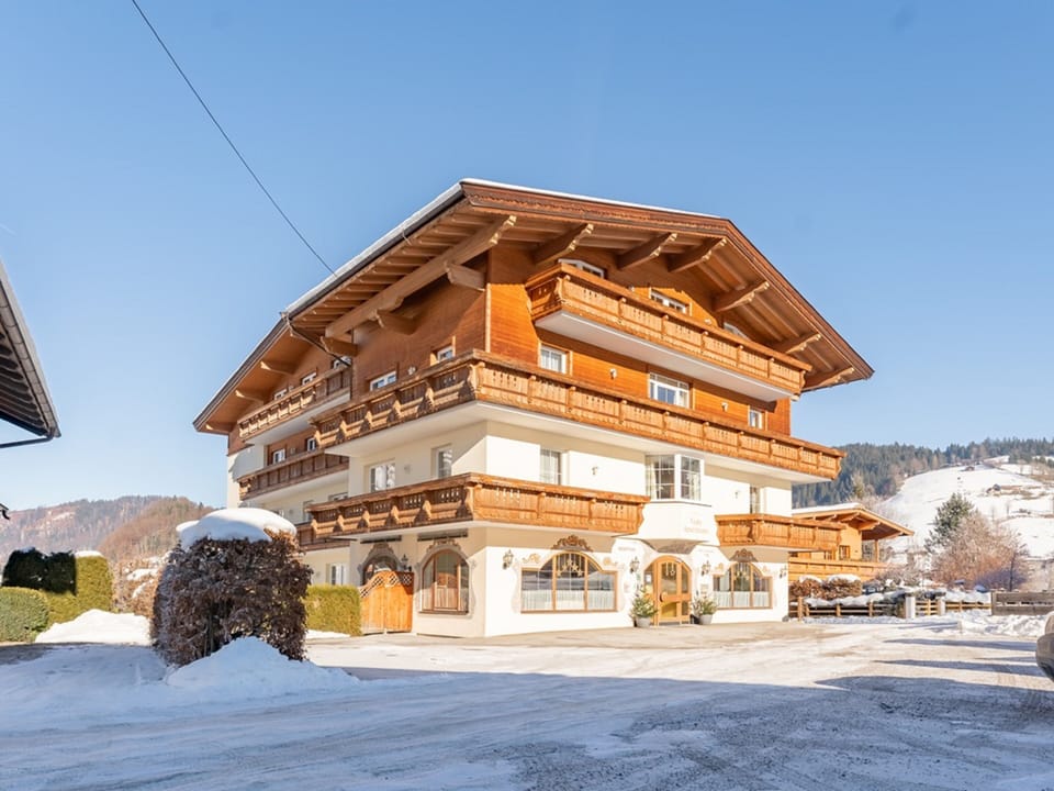 Holiday Home Exterior [winter]