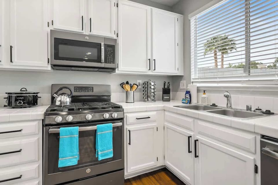 Prepare sumptuous meals in our spacious and well-appointed kitchen.
