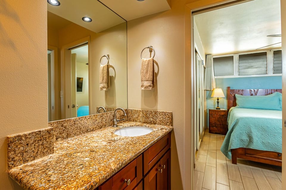 Ensuite bathroom with a spacious vanity