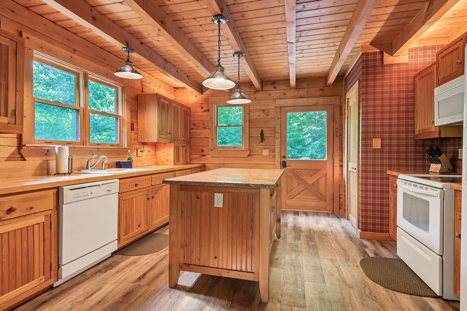 Sweet Retreat Kitchen