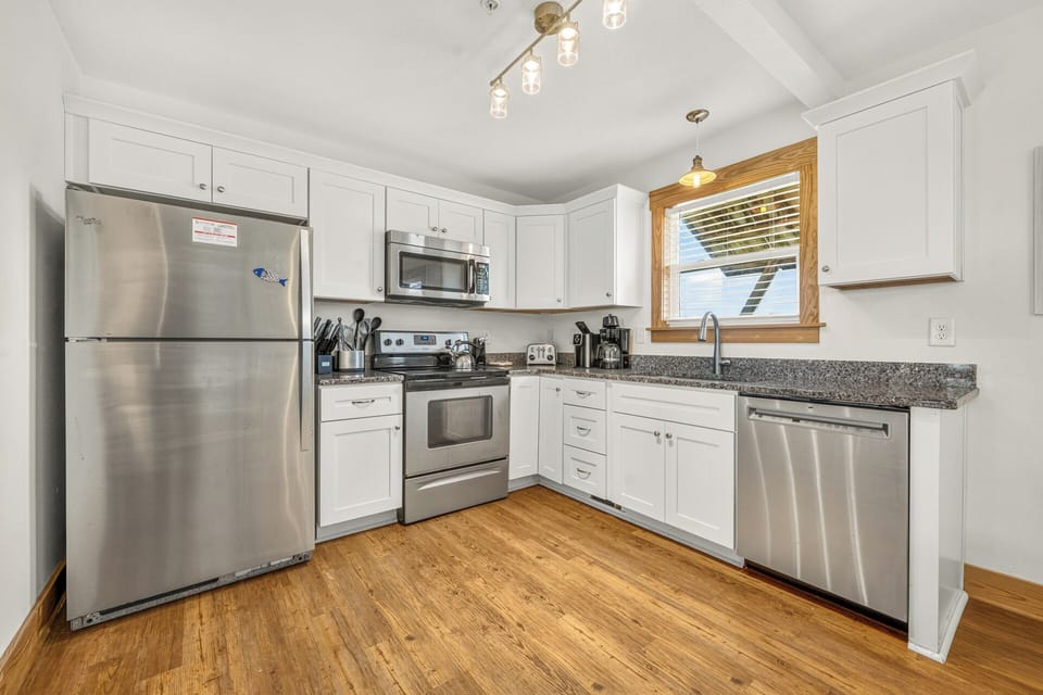 First Level Full Kitchen