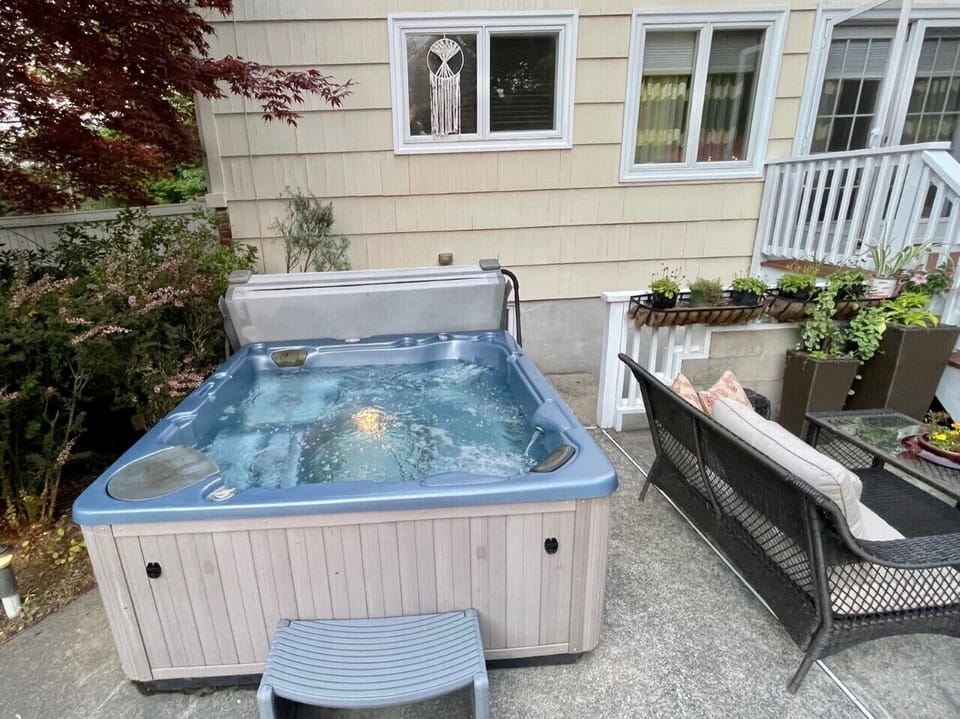 Hot Tub