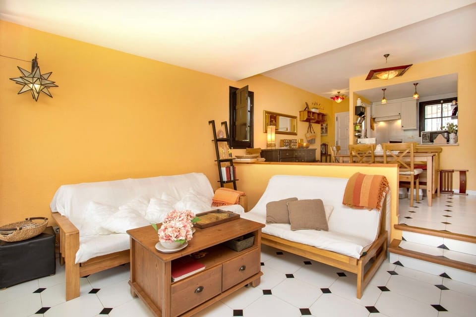 Ground Floor Apartment in Platja Gran de Pals. 6 people.Private Garden.PALS.