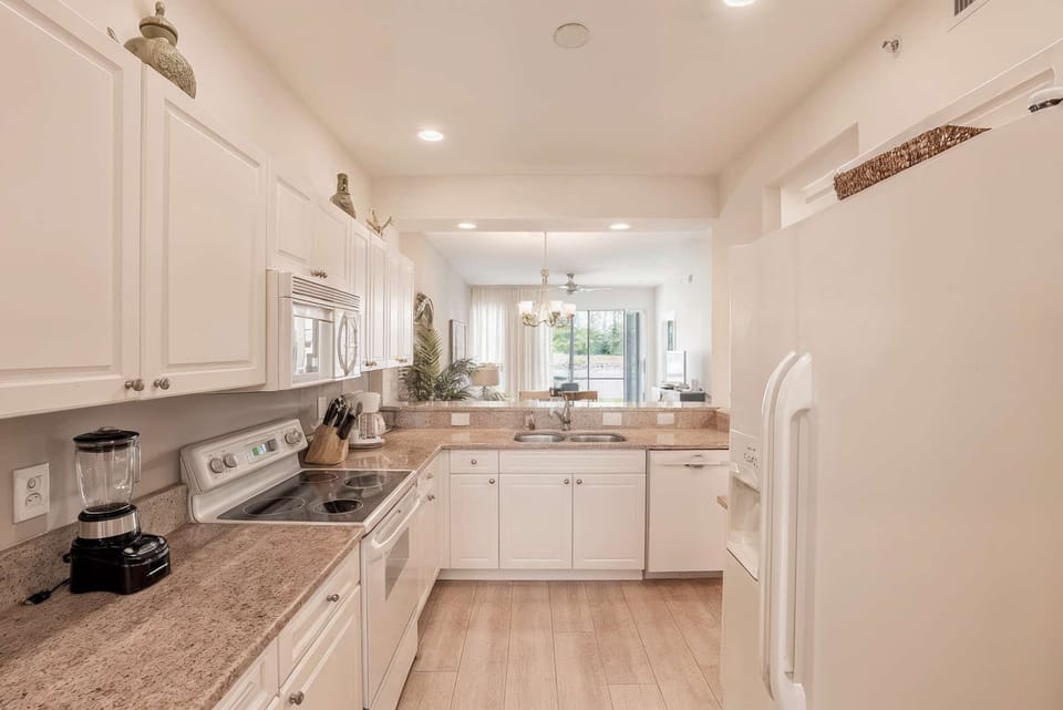 Fully-equipped Kitchen with All Appliances