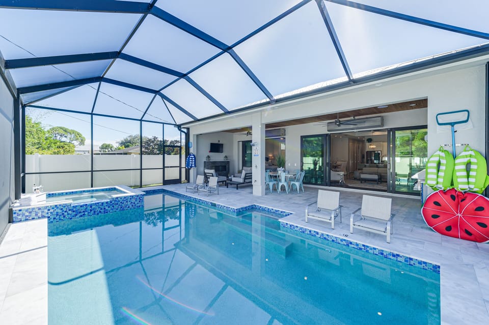 30 foot Heated Salt walter pool