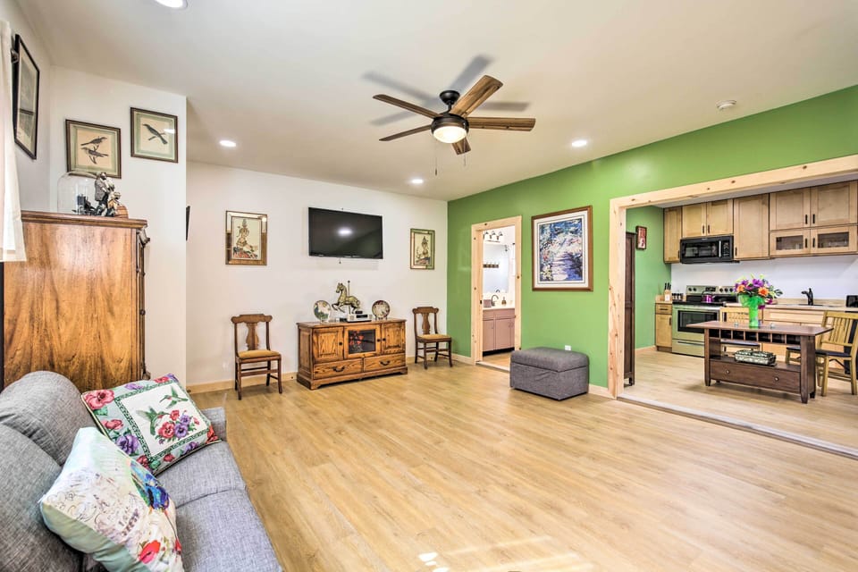 Studio | Linens Provided