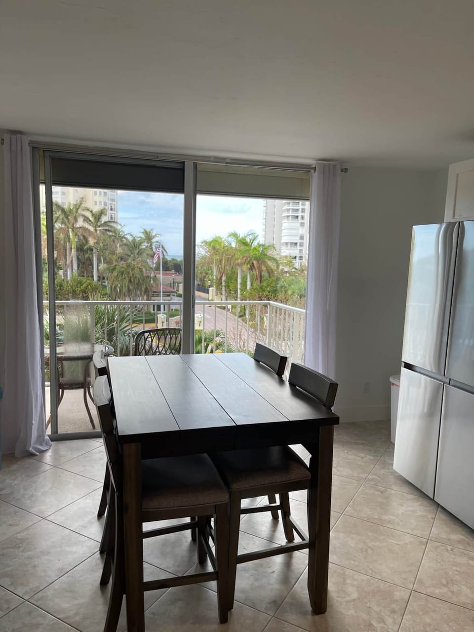 Kitchen Table With a View : )