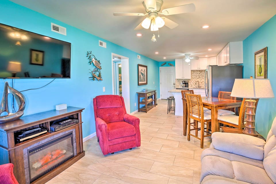 Living Room | Smart TV | Electric Fireplace
