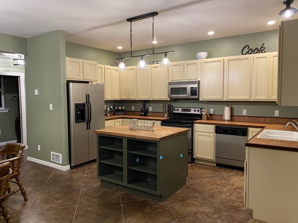 Fully equipped kitchen