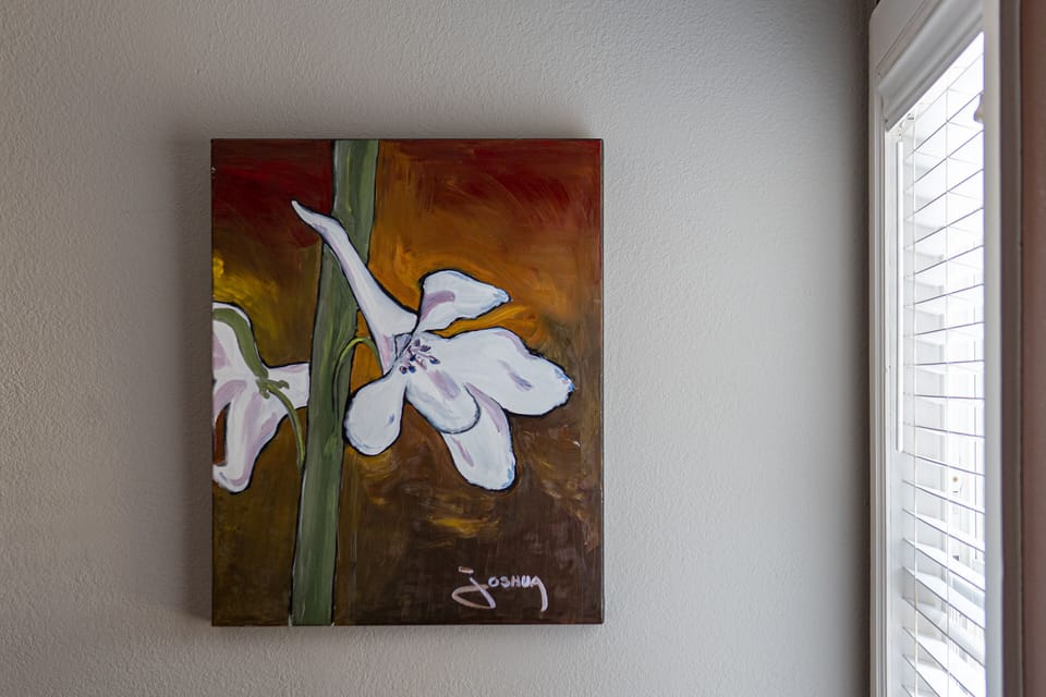 Second bedroom. Two big windows - great light!