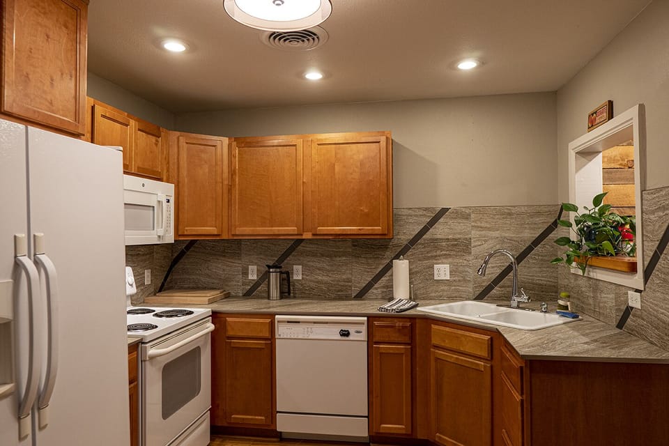 Fully equipped kitchen