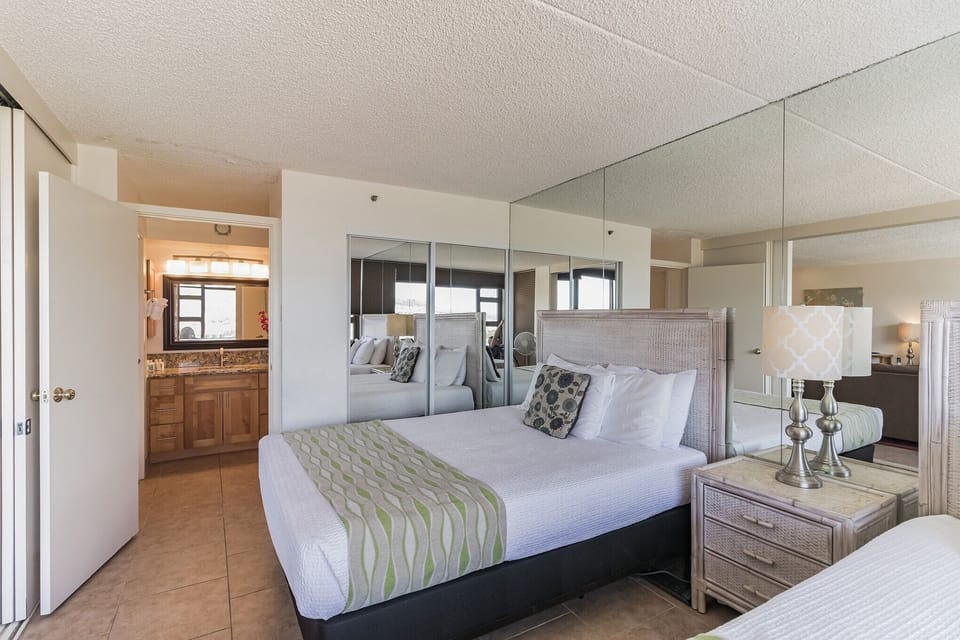 Bedroom, Indoors, Room, Furniture, Flooring