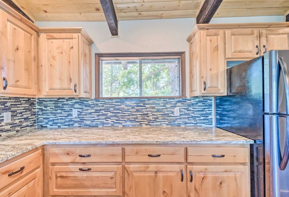 Kitchen | Fully Equipped (4)