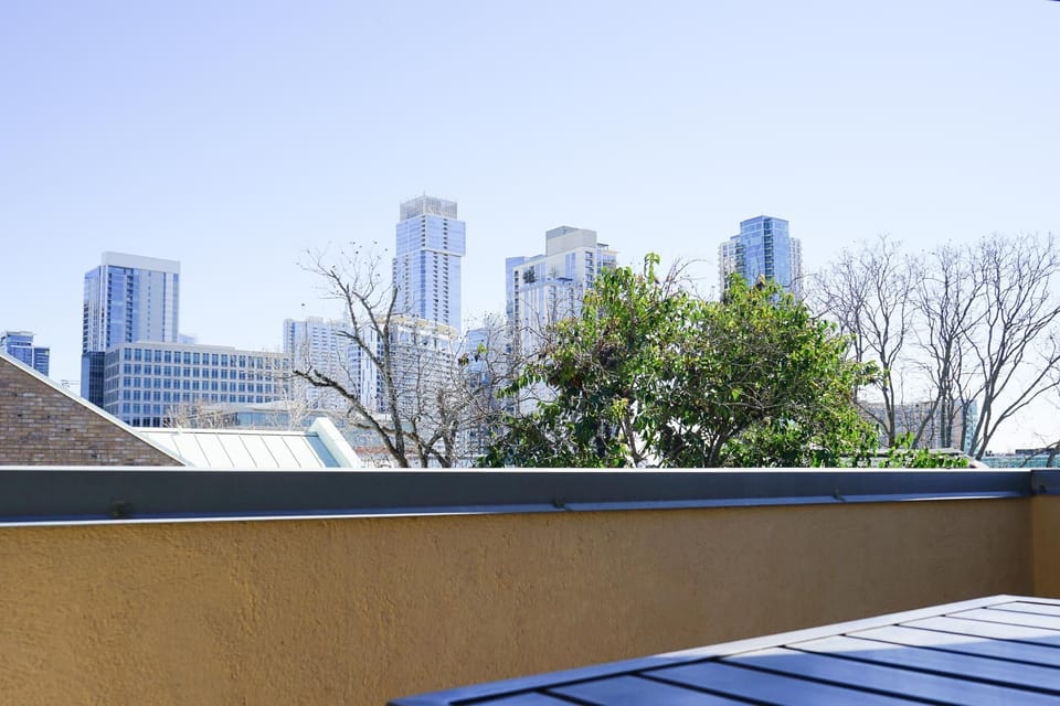 Downtown Views!!!