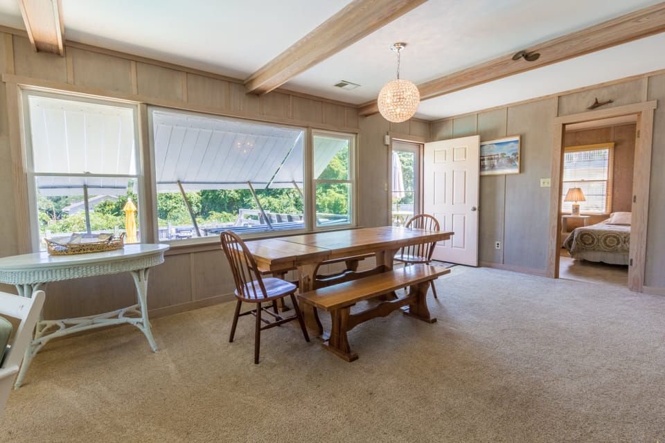 4601: Sandy Bluff | Dining Area