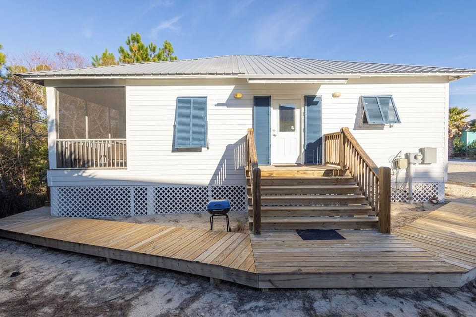 Welcome to Unit 6015 - This 3 bedroom, 2 full bathroom stand alone cottage, offers all you need for an awesome stay near the beach.
