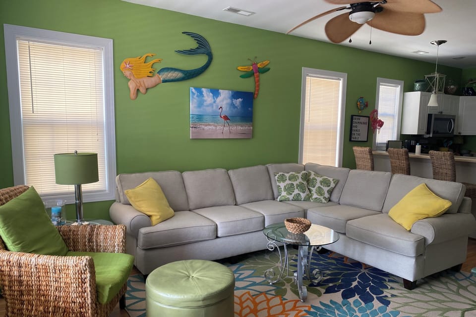 Beautiful family room 